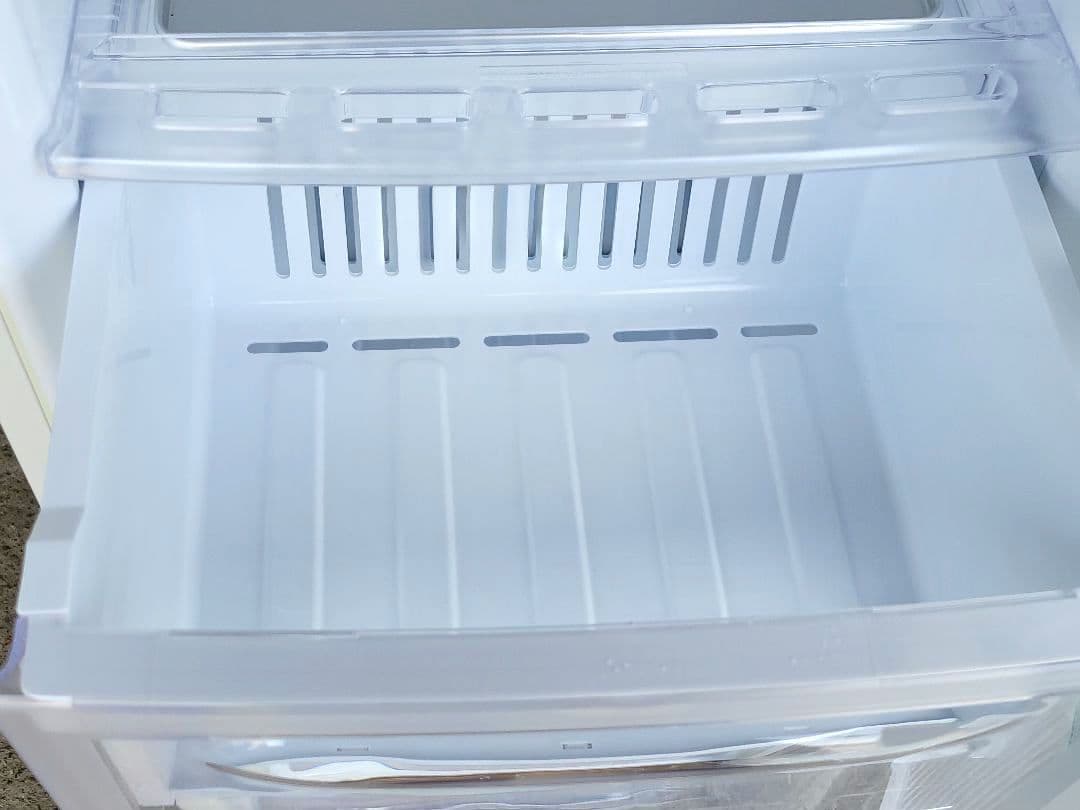 三菱 121L ノンフロン冷凍庫 MF-U12N-W 2009年製