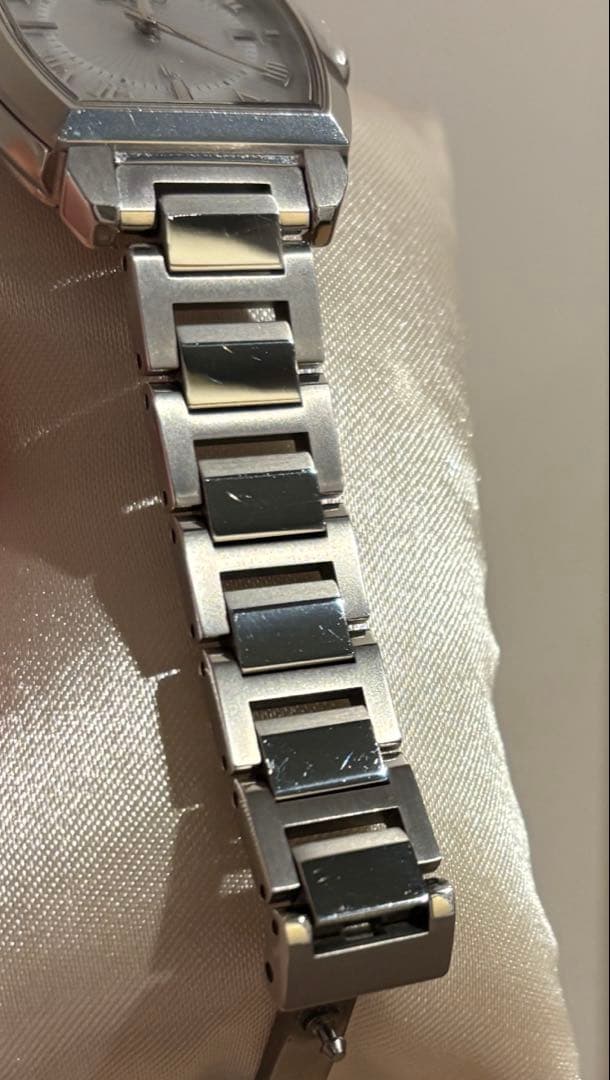 セイコールキア SSQW057 電波ソーラー トノー型 シルバー