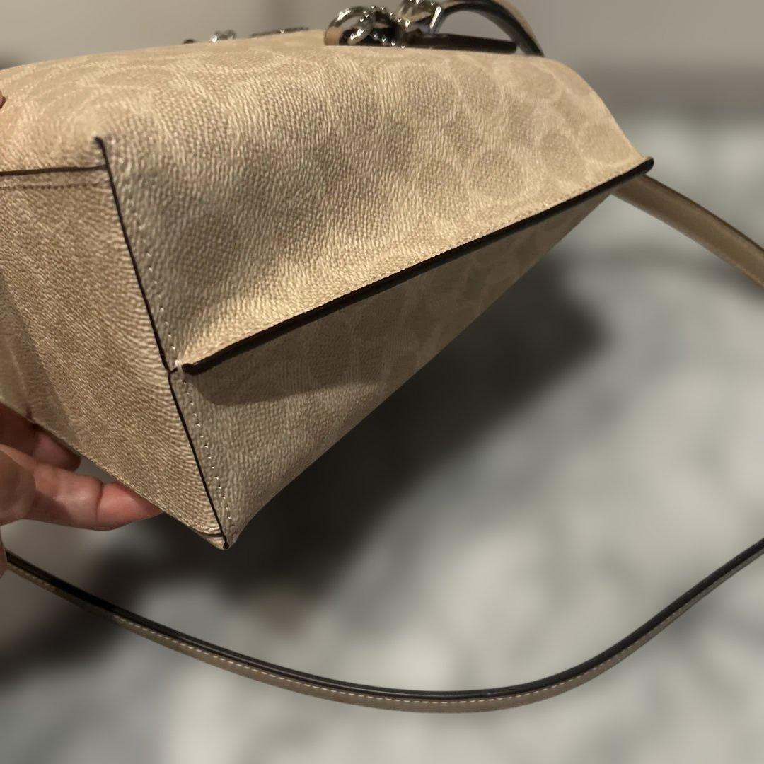 コーチ　coach モリー トート バッグ 25・シグネチャー