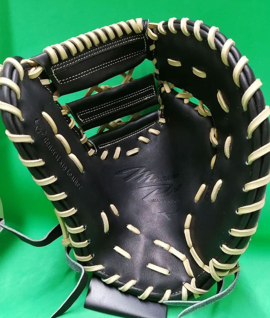 522.展示会限定品MizunoPro硬式ミット