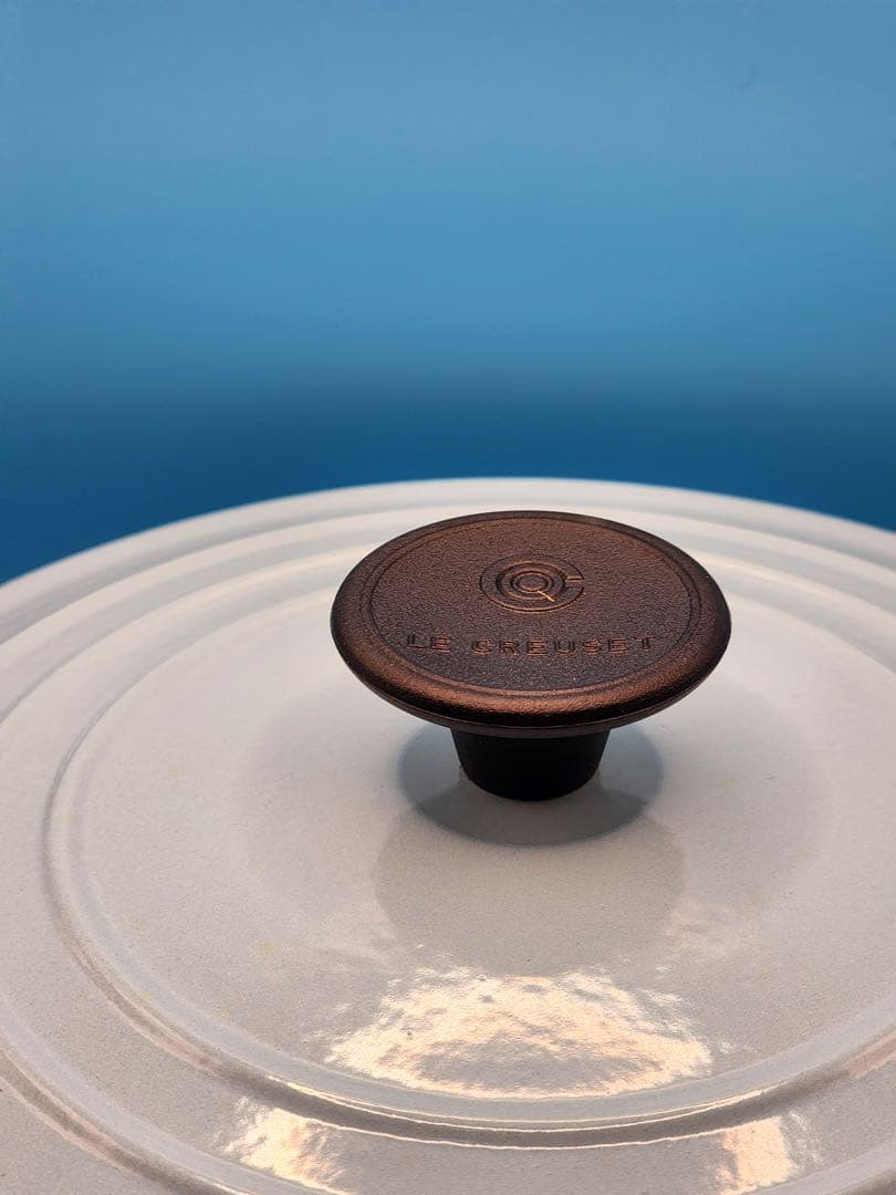 ル・クルーゼ ココット・ロンド 20cm サテンブルー 新品未使用 箱あり