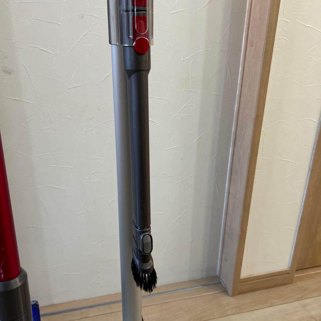 dyson v11 fluffy+ スティッククリーナー 本体