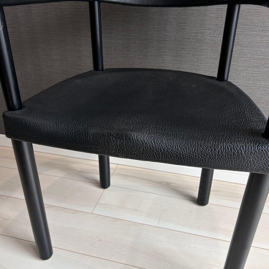 カッシーナ レオナルド アームチェア 椅子 ブラック 名作 デザイナーズ家具