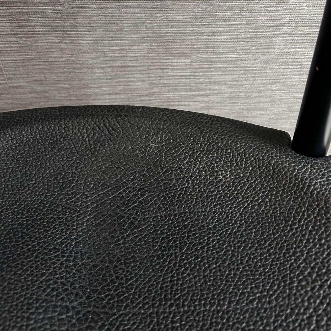 カッシーナ レオナルド アームチェア 椅子 ブラック 名作 デザイナーズ家具