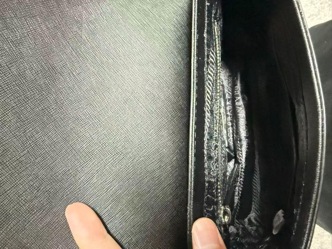 ショルダーバッグ ブラック~~