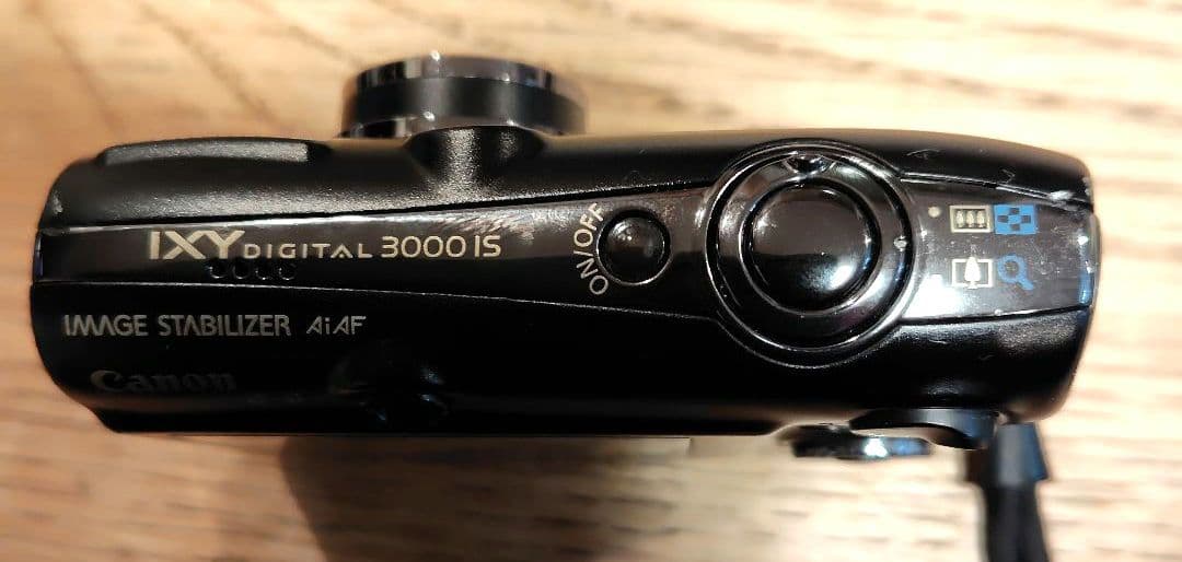 キャノン Canon IXY DIGITAL 3000 IS【ジャンク品】