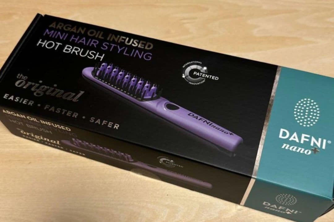 新品未開封☆ ヤーマン DAFNI ダフニ ヘアブラシ ヘアアイロン