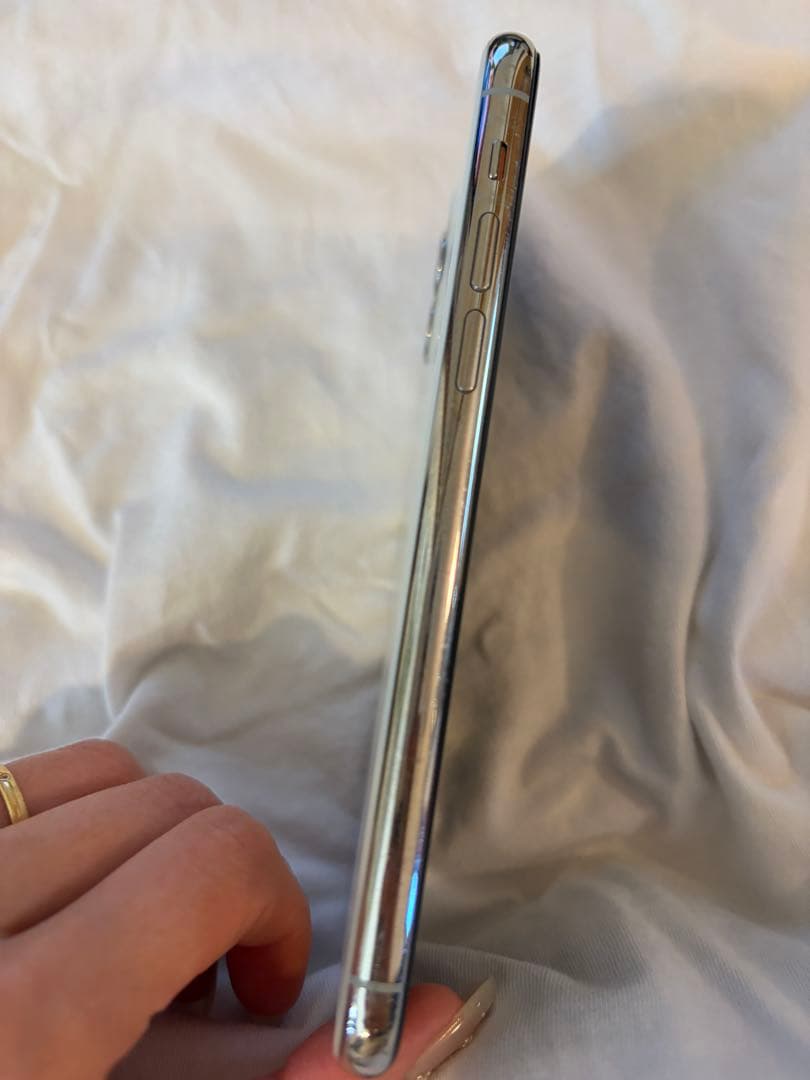 Apple iPhone 11 proホワイト