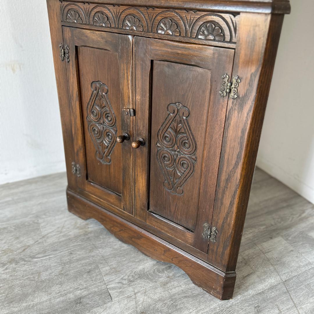 イギリス アンティーク家具 コーナーキャビネット 1930年頃 959A
