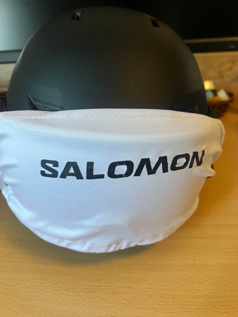 Salomon ヘルメットマットブラック 紫レンズ