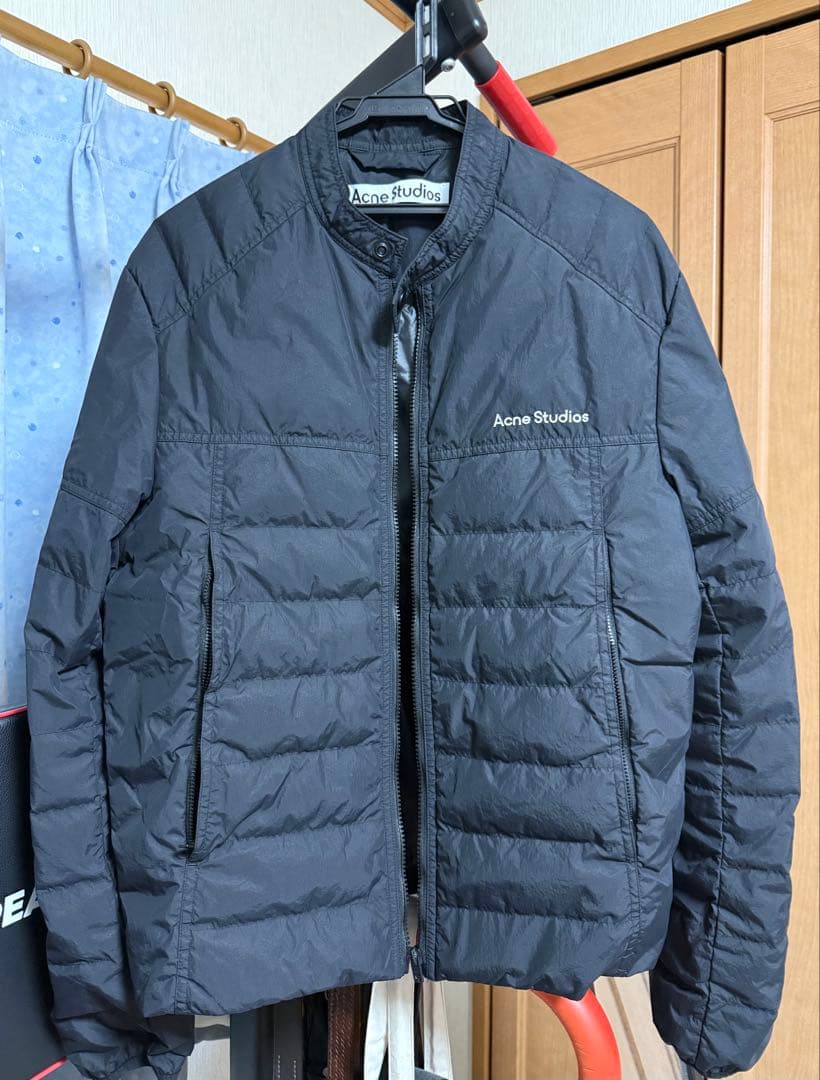 Acne Studios ロゴ ダウンジャケット