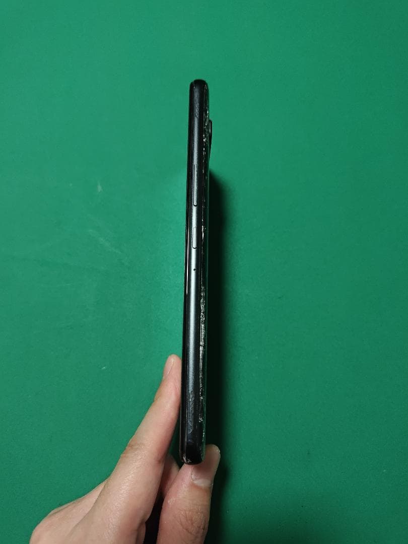 ASUS ROG PHONE3 12/512GB ジャンク品 背面カバー割れ