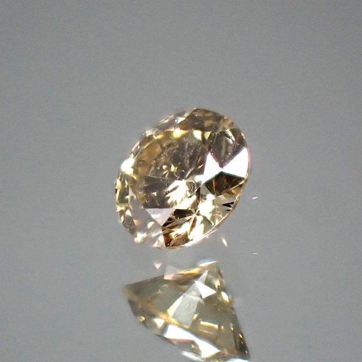 【蛍光:イエロー】イエローダイヤモンド