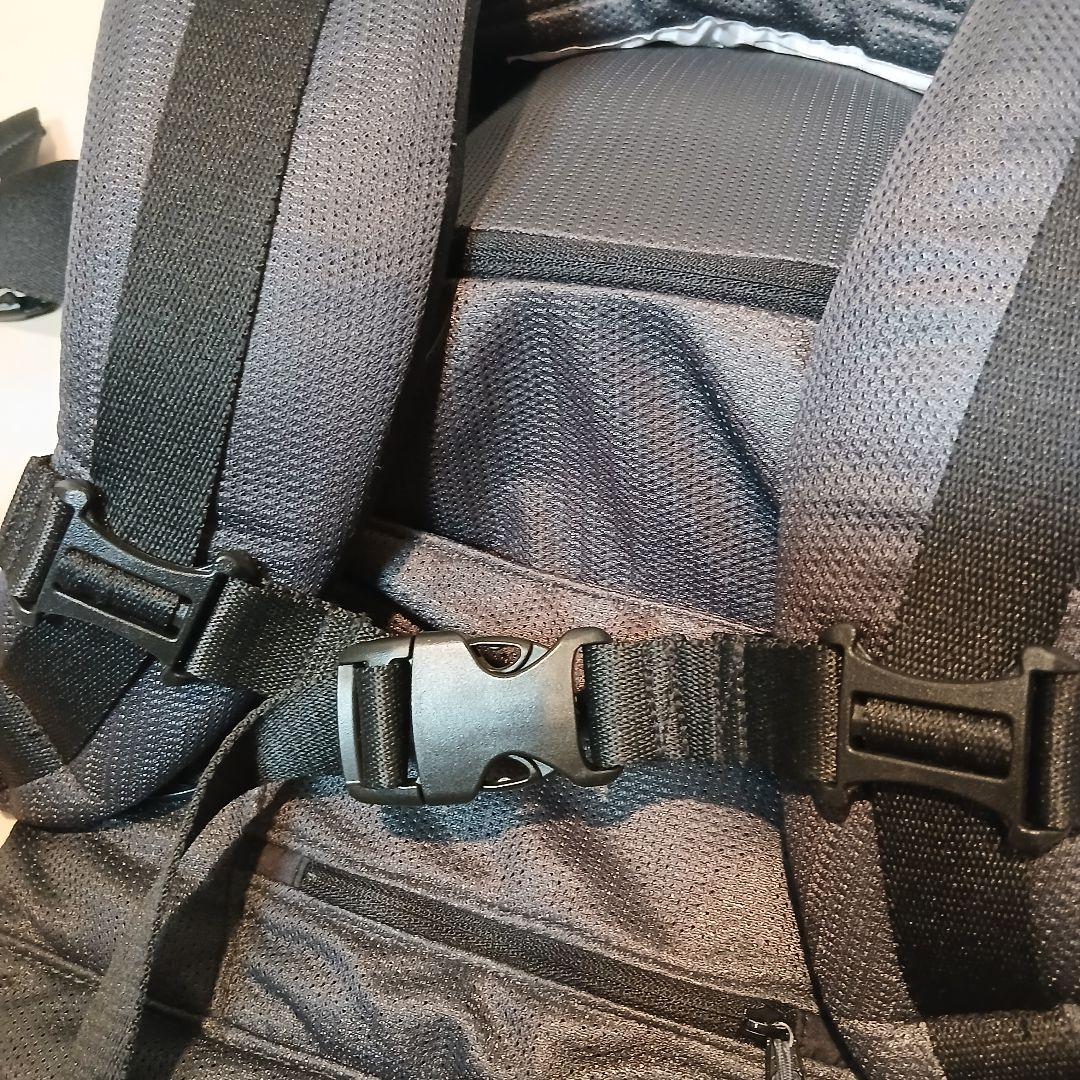 アンジェレッテ ベビーキャリアオン ヒップシート 抱っこ紐 チャコールグレー