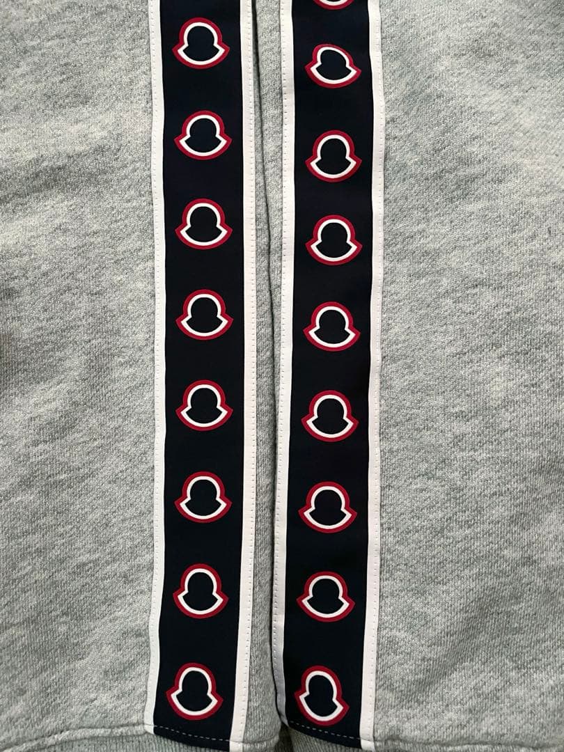 モンクレール　スウェットトレーナー　XL 極美品