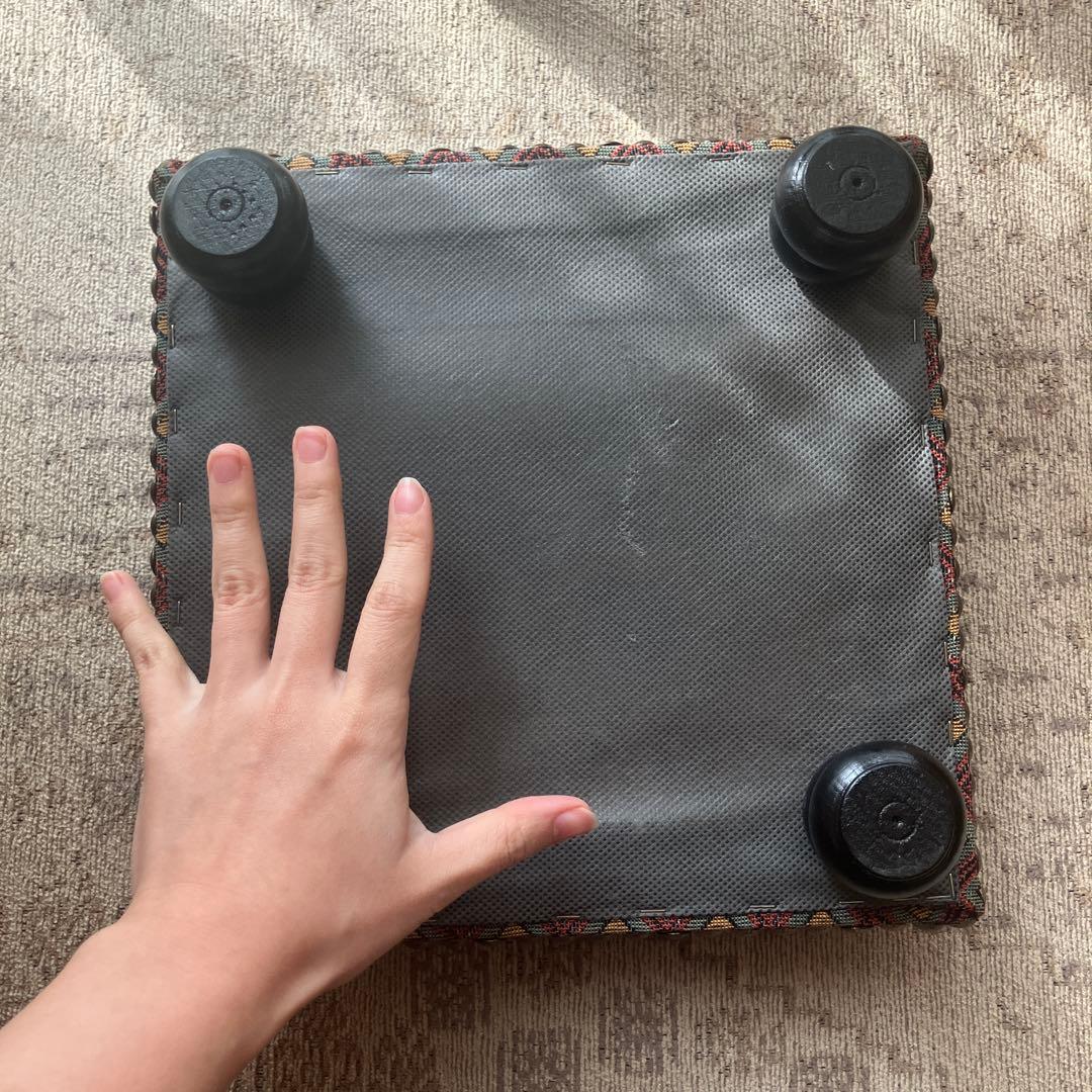 リス刺繍 フットレスト