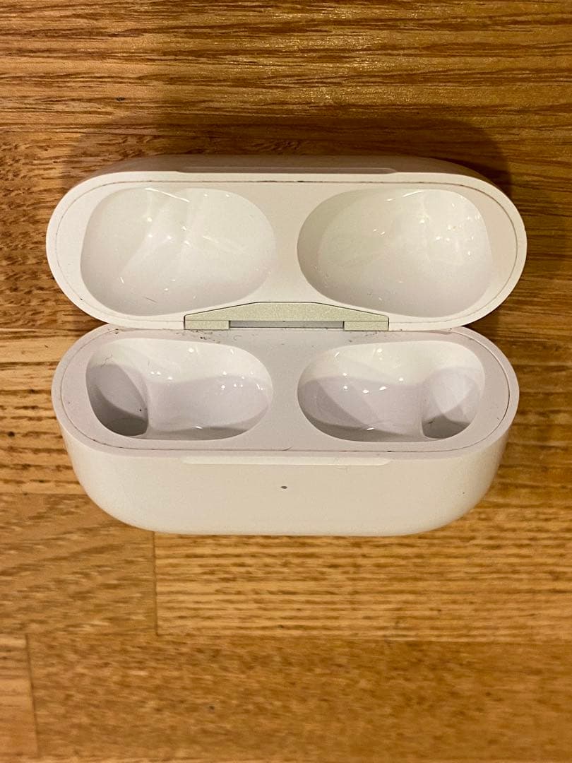 エアポッズプロ　AirPods Pro Appleワイヤレスイヤホン第一世代