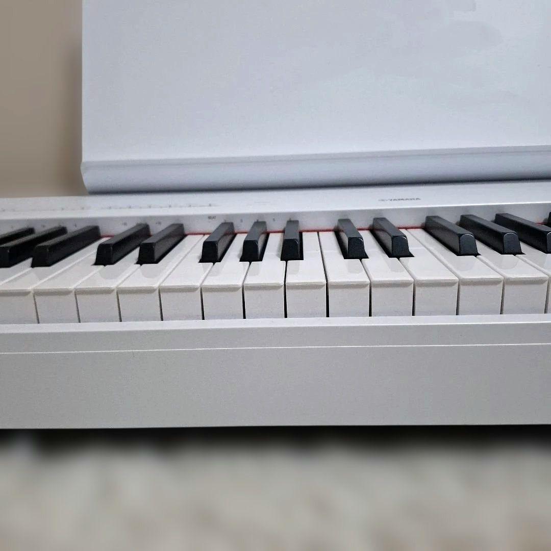 【状態良好】YAMAHA 電子ピアノ P-225 WH ホワイト