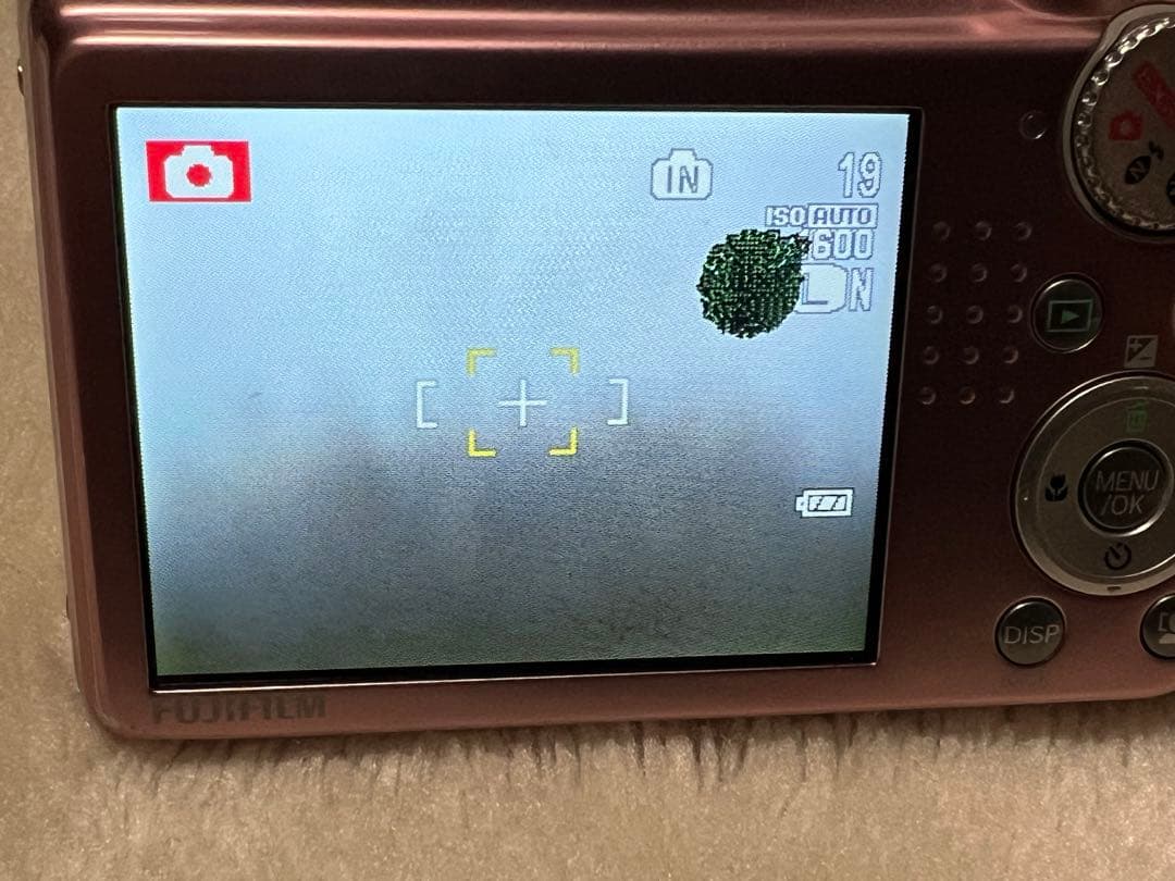 【動作確認済】FUJIFILM FinePix F70EXR ピンク