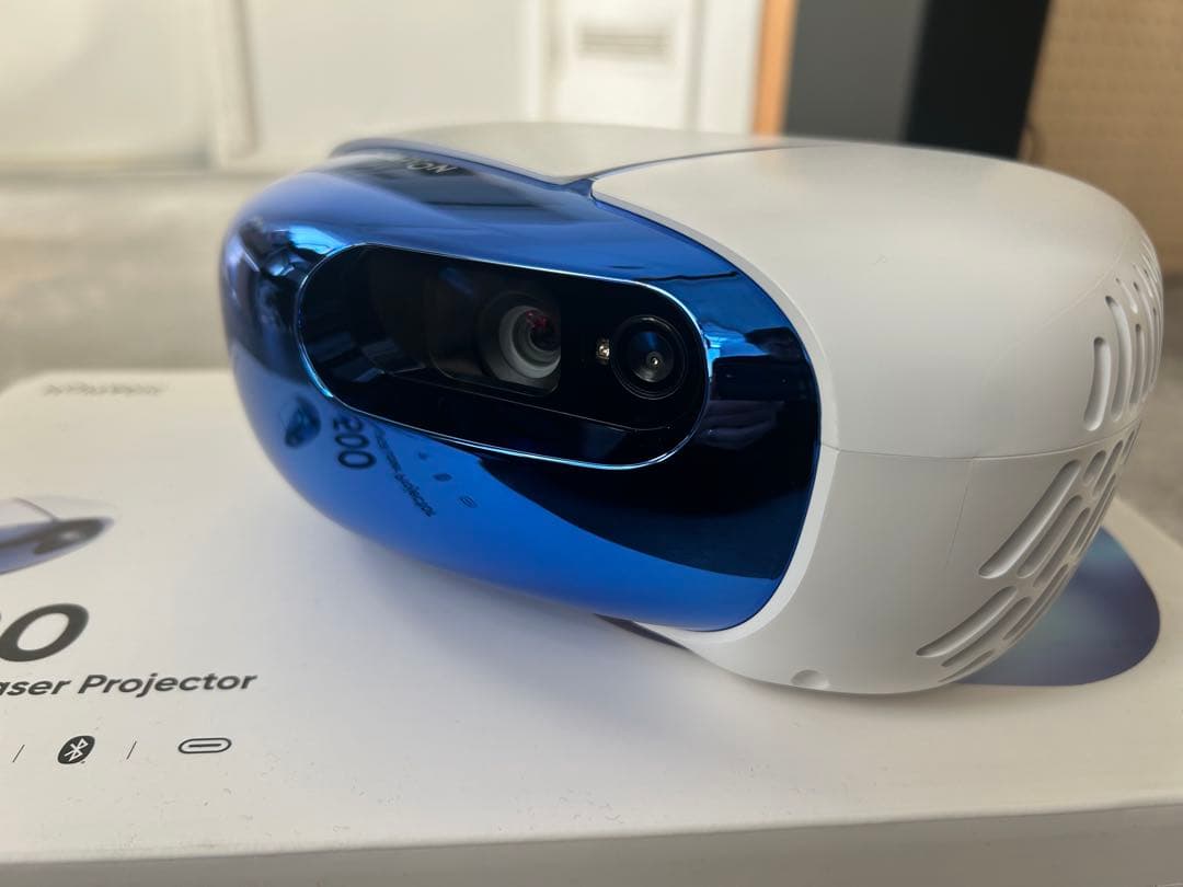 NOMVDIC L500 ポータブルRGBレーザープロジェクター 新品同様