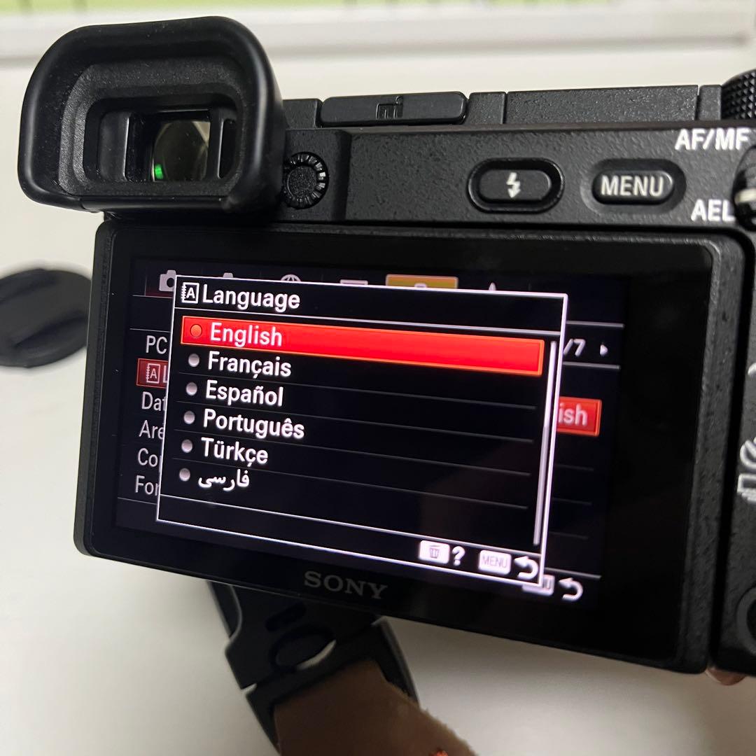 SONY α6400 ILCE-6400L パワーズームレンズキット ストラップ