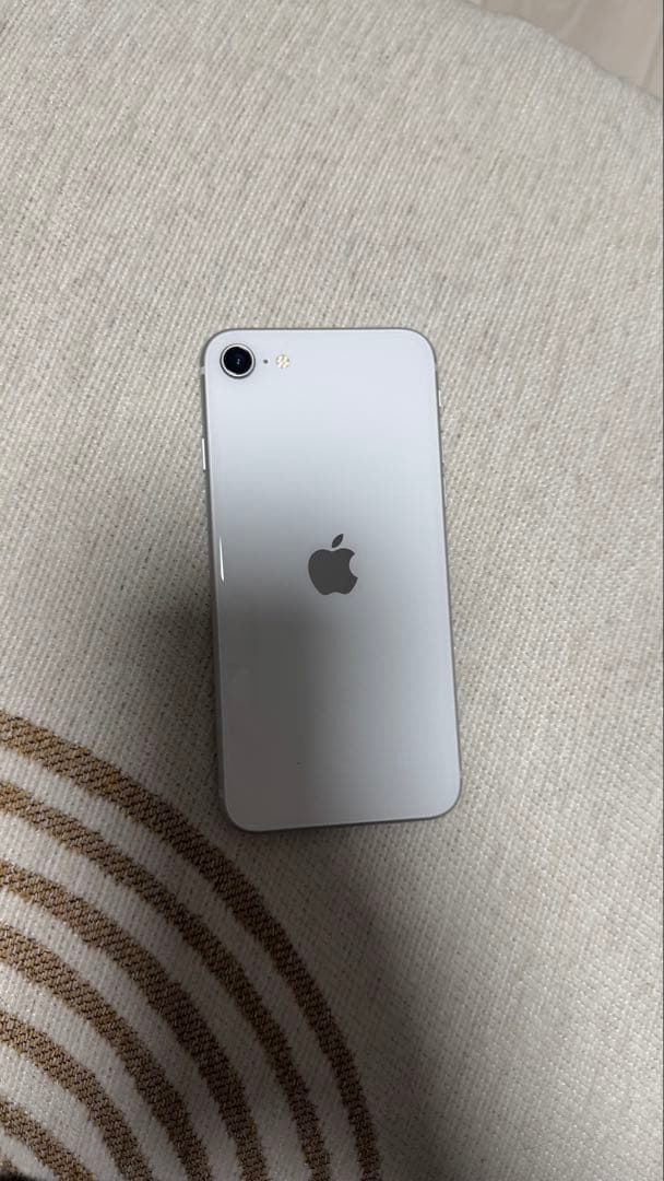 iPhoneSE 第2世代 ホワイト 64GB