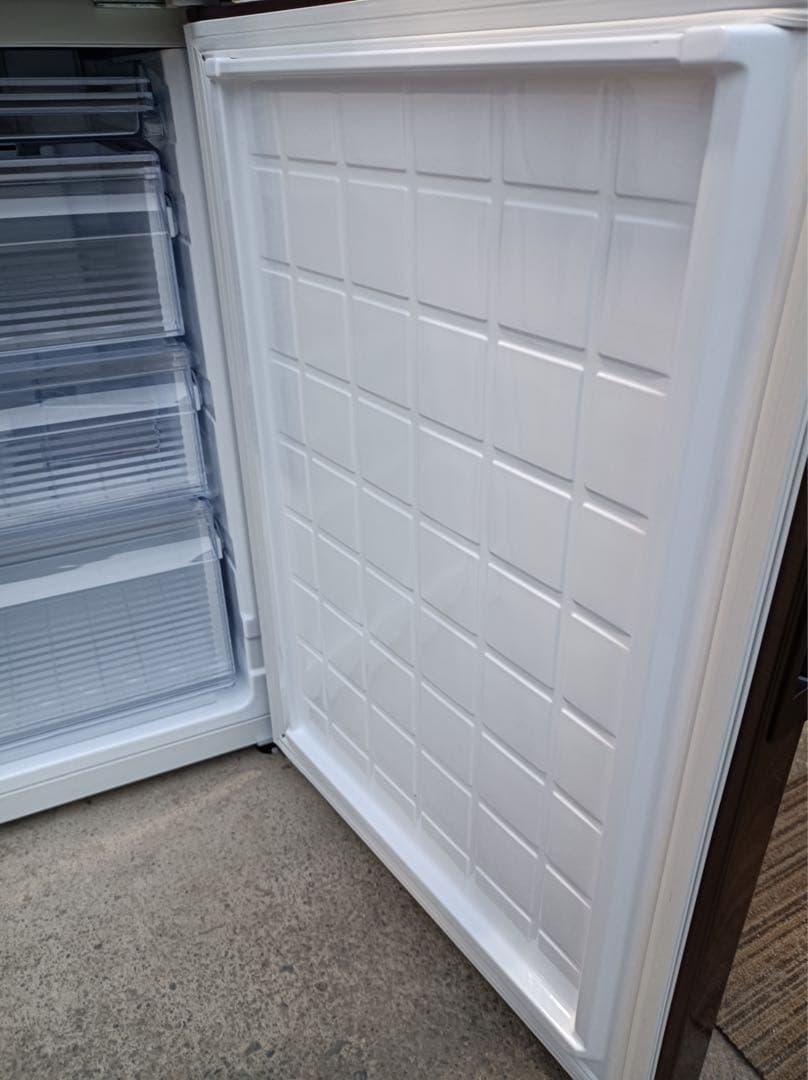 八6358【送料込み】SHARP 2020年製 冷凍冷蔵庫 280L