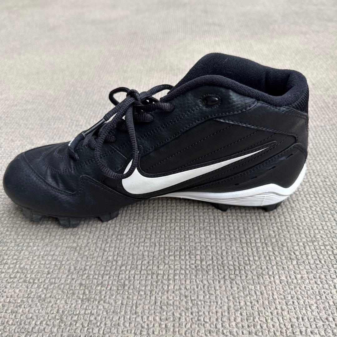 Nike ブラック スパイクシューズ