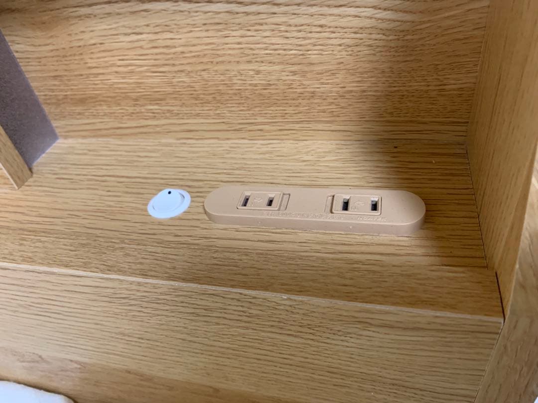 ニトリ　木製シングルベッド コイルマットレス　引き出し　ライト　電源　付き