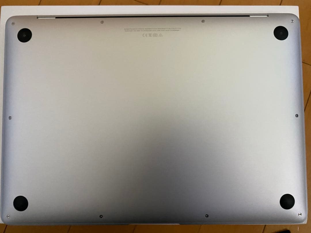 Apple MacBook Air13.3インチ M1バッテリー交換要　256G