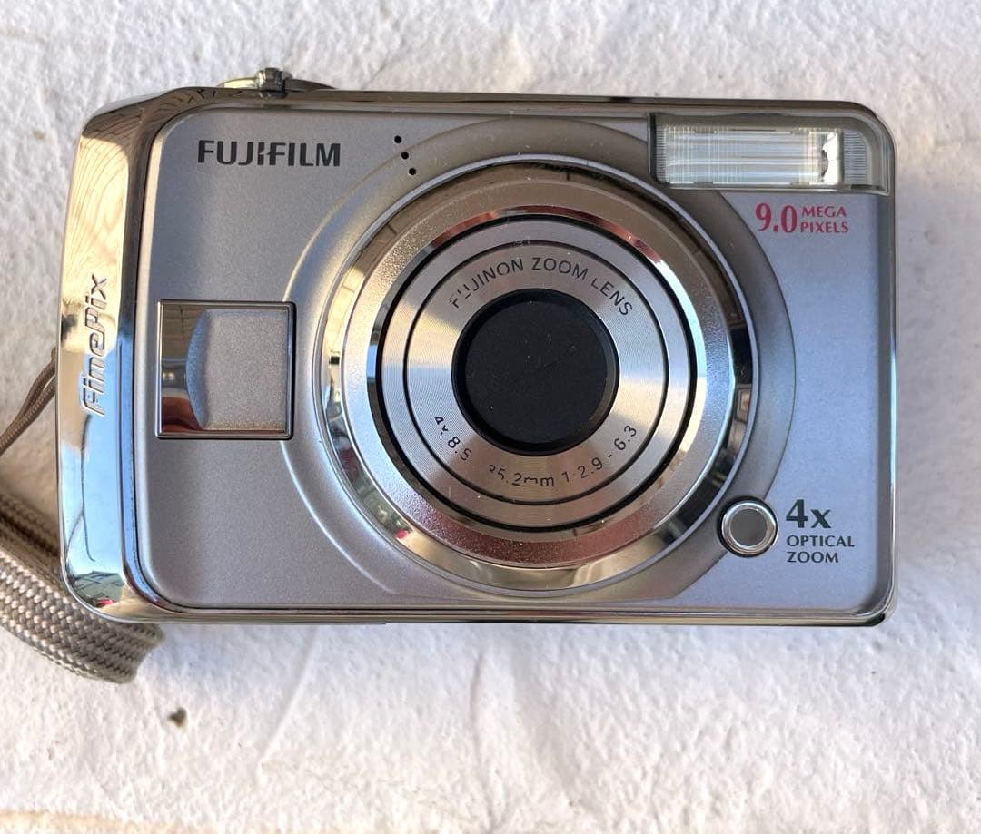 実写美⭕️外観綺麗【動作確認済み】FUJIFILM FinePix A900