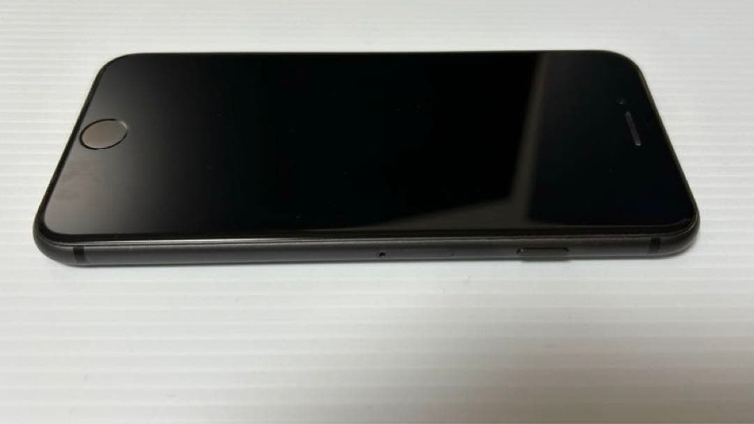 iPhone 8 256GB 本体