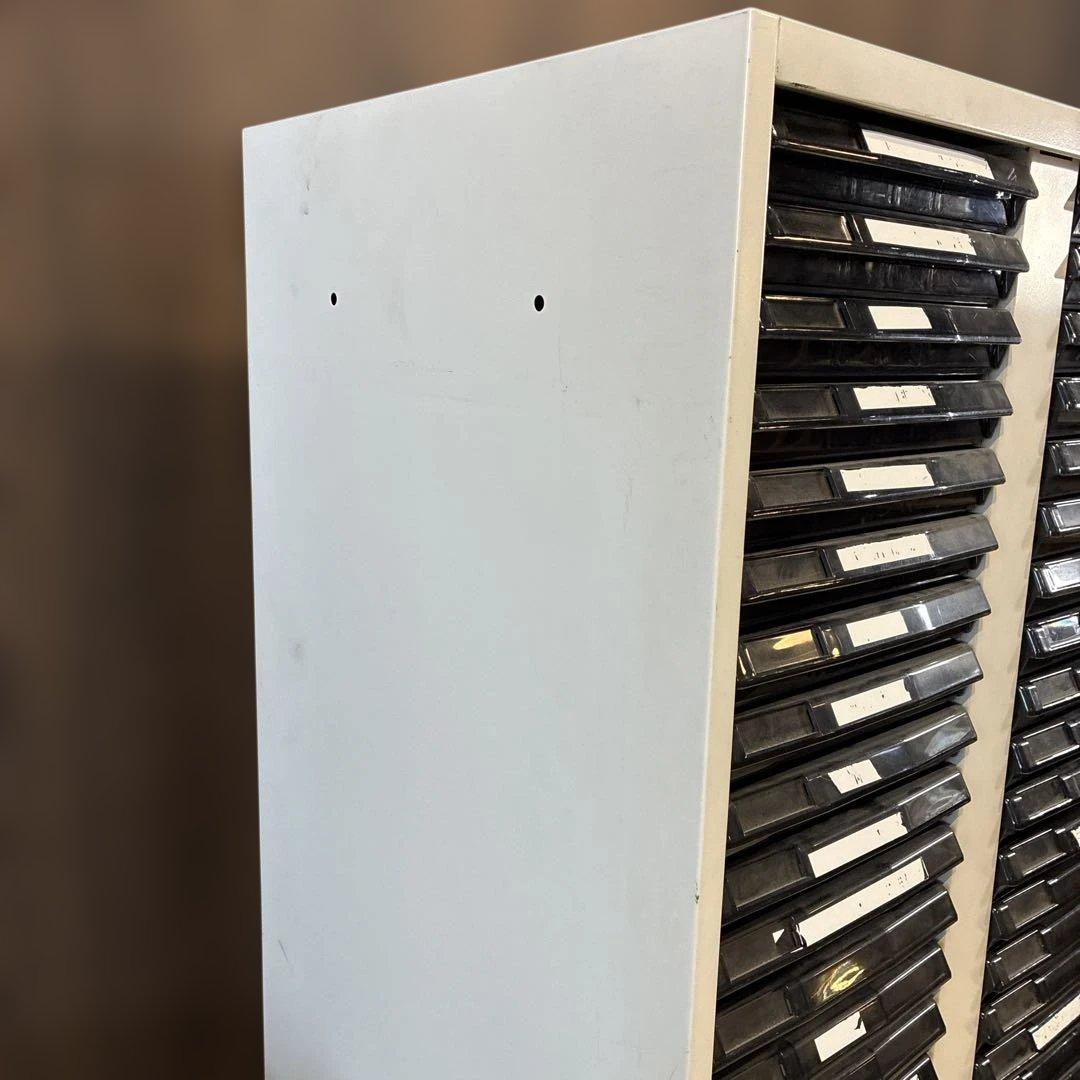 UCHIDA トレイキャビネット 書庫 書類 収納 書類整理棚 3列24段