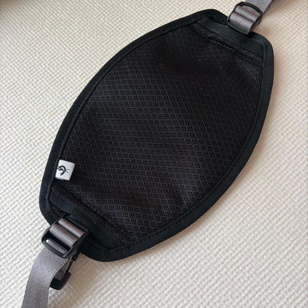 ポグネー ヒップシート ミキハウス 抱っこ紐 インディゴブルー