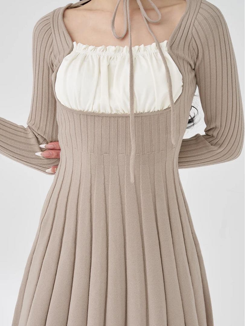 ネックリボンデザインフレアニットミニワンピース