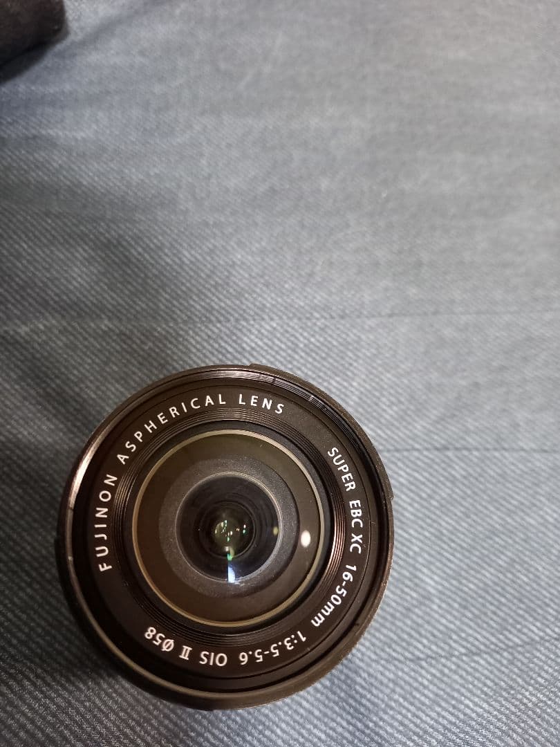 FUJIFILM X-A3 シルバー ミラーレスカメラ