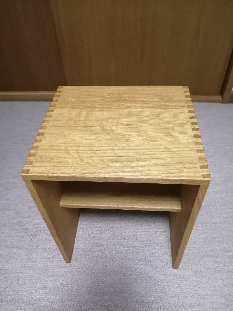 サイドテーブル•スツール