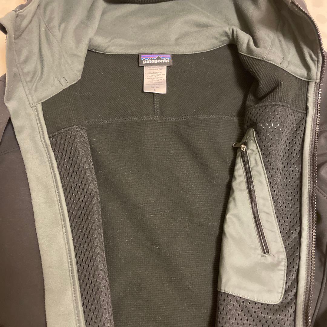 超美品　patagonia フード付きナイロンジャケット　マウンテンパーカー　L