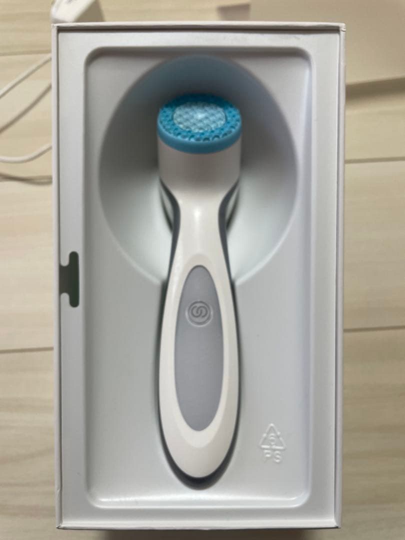 ニュースキンルミスパ 美顔器本体 充電器・説明書付き