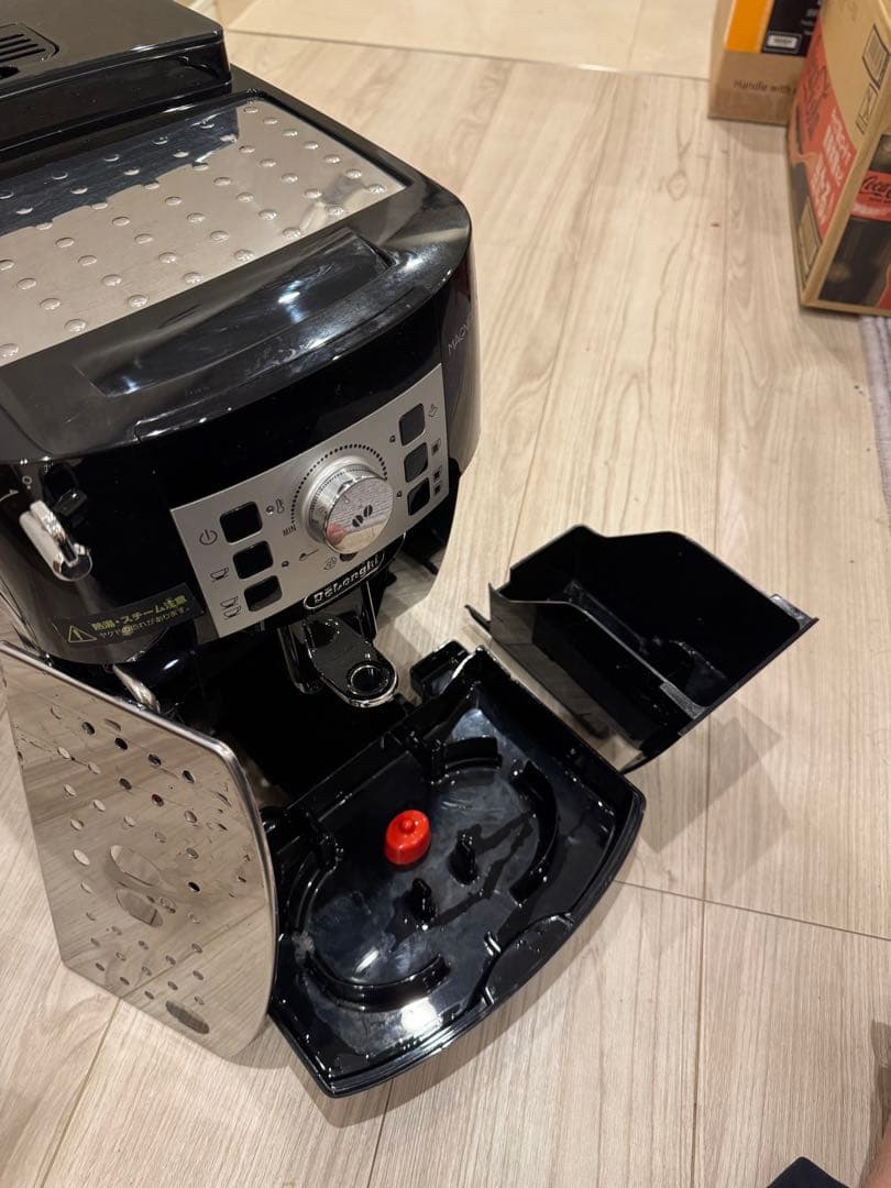 あ*む様 デロンギ マグニフィカS ECAM2212B 全自動コーヒーメーカー