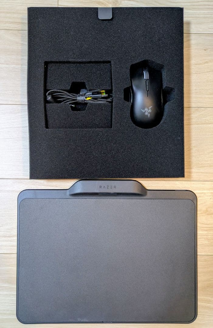 【送料込み】RAZER MAMBA + FIREFLY HYPERFLUX