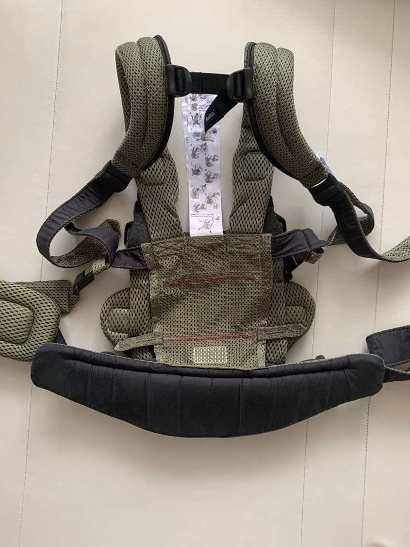 ベビービョルン　ハーモニー　抱っこ紐　ダークグリーン