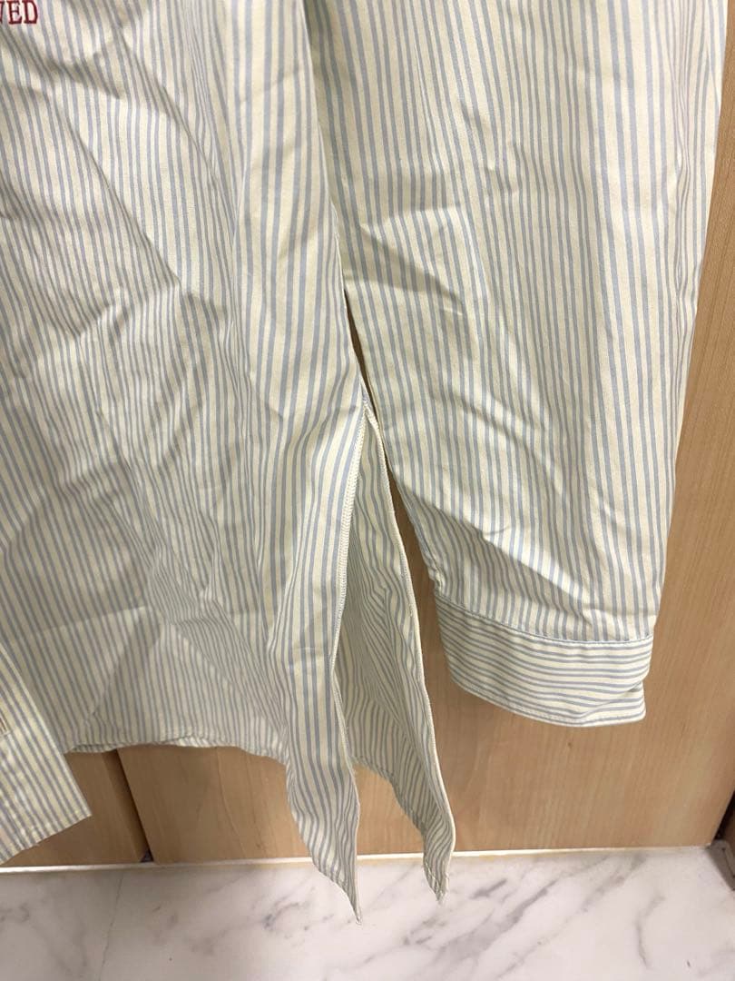 LUCY　GUCCI　ストライプ　フリルシャツ　長袖　ブルー×ホワイト