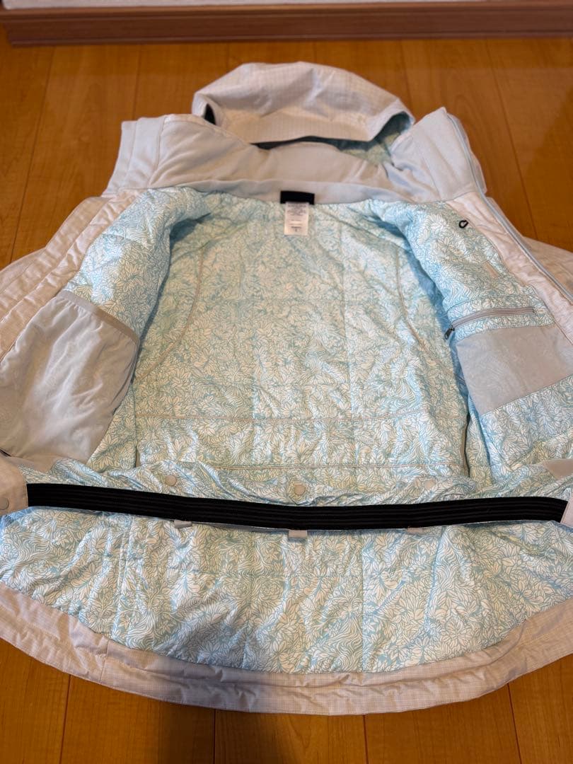 patagonia 女性用スキーウェア 上下セットチェック柄