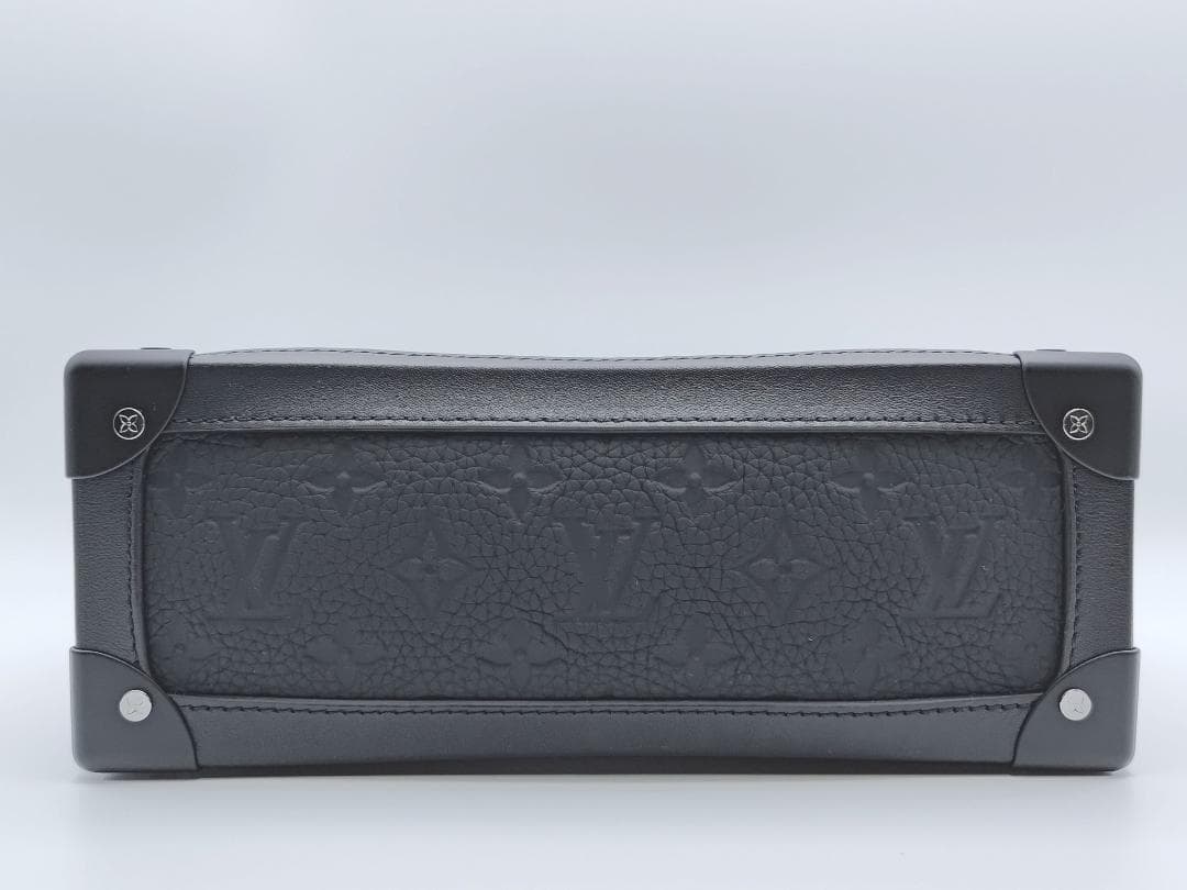 LOUIS VUITTON（ルイヴィトン）トリヨン　モノグラム　ソフトトランク