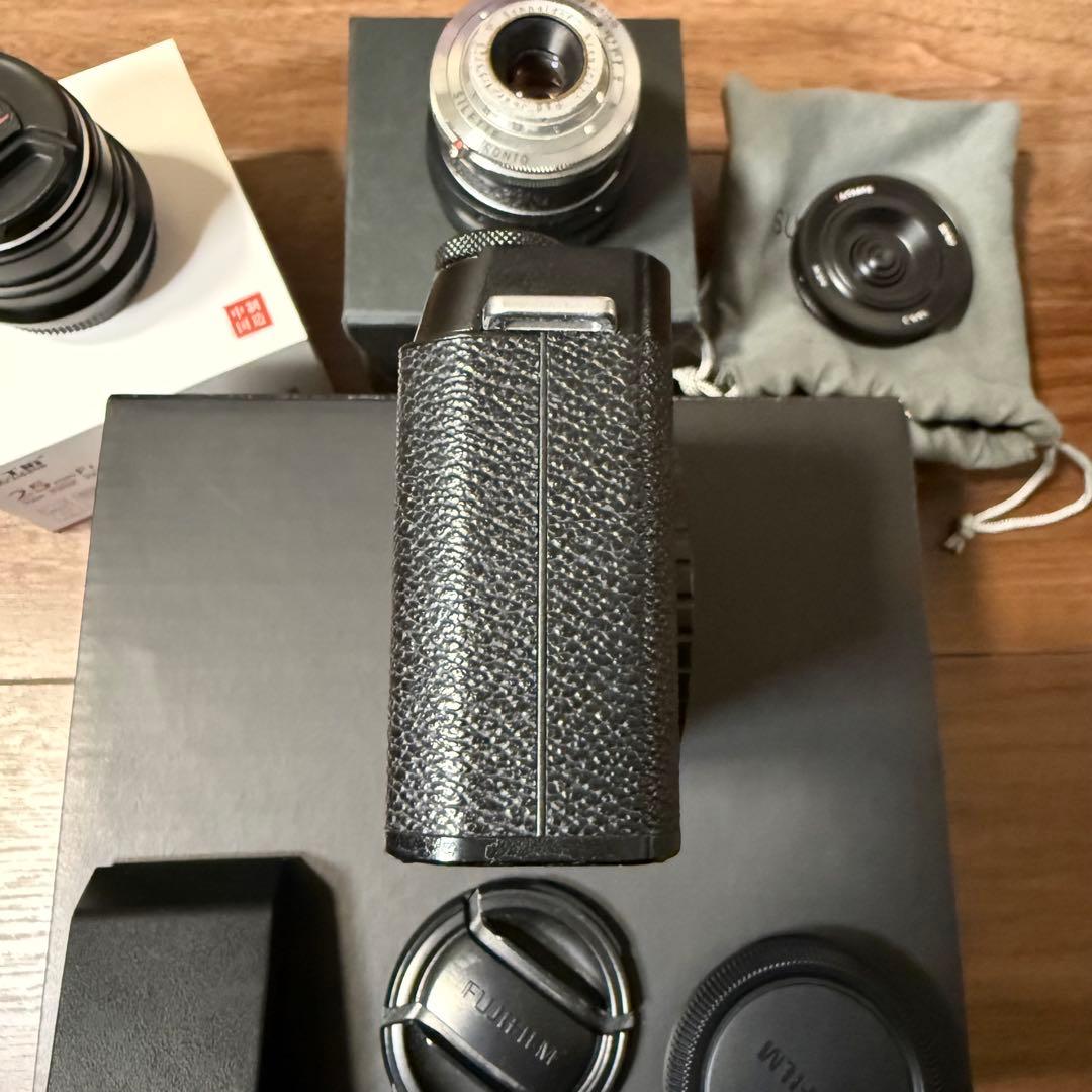 【美品】X-E4 FUJIFILM 本体BLK+レンズ4種+付属品多数