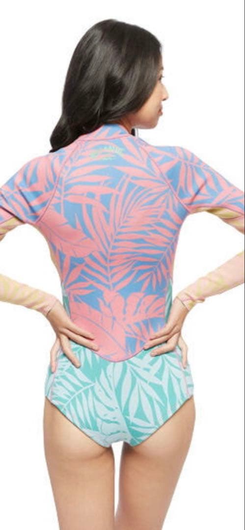 BILLABONG トロピカル柄 ロングスリーブスプリングウェットスーツ