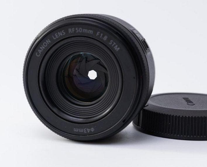 RFレンズ RF50mm F1.8 STM【キャノン交換式レンズ】【超美品】