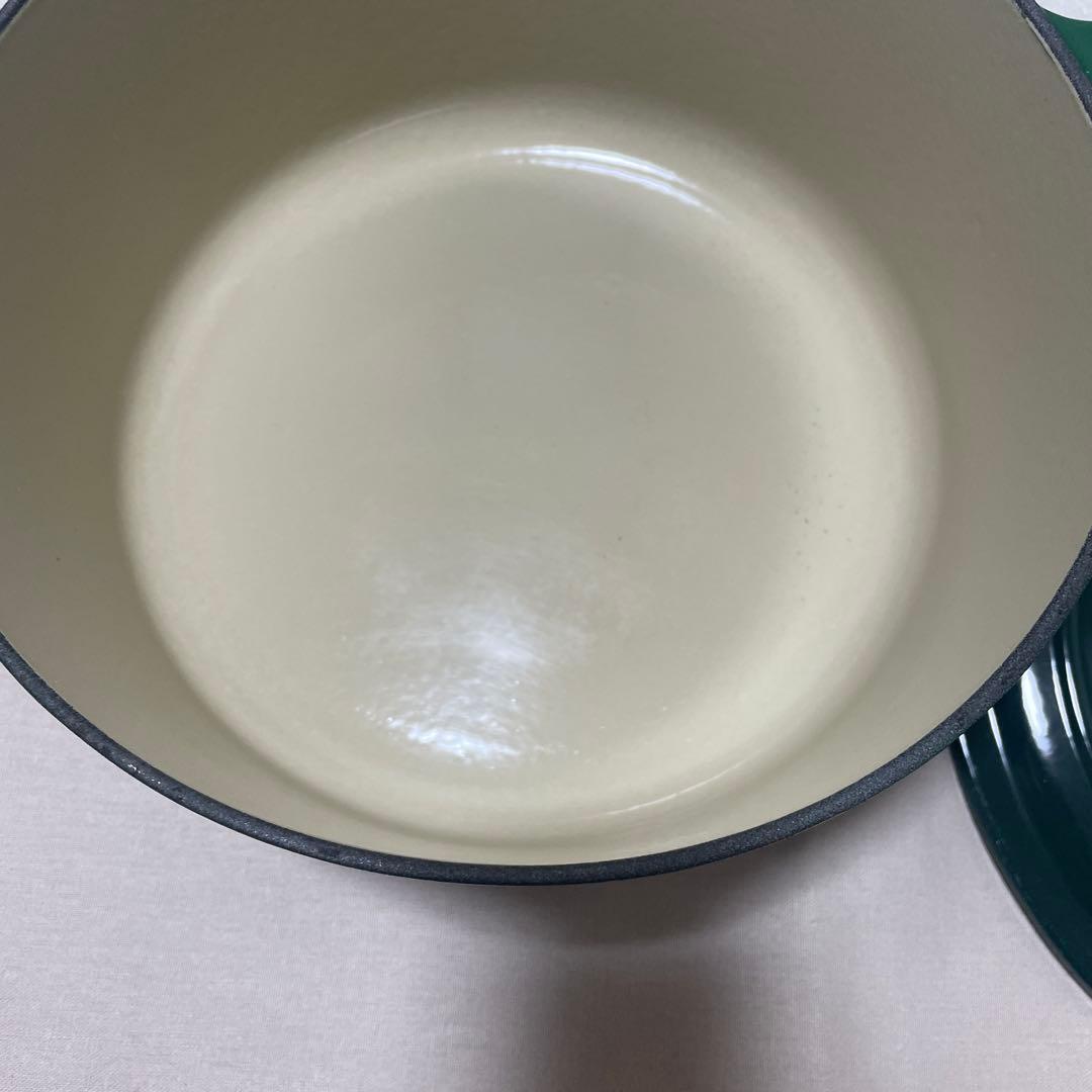 《希少》ルクルーゼ 24cm 希少 カクタスグリーン ココットロンド