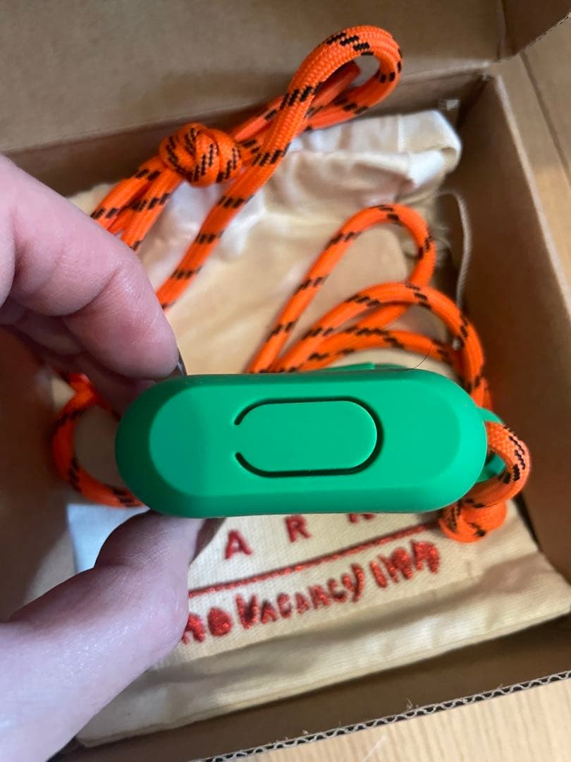 新品★MARNI AirPods Pro イヤホンケース グリーンストラップ付き